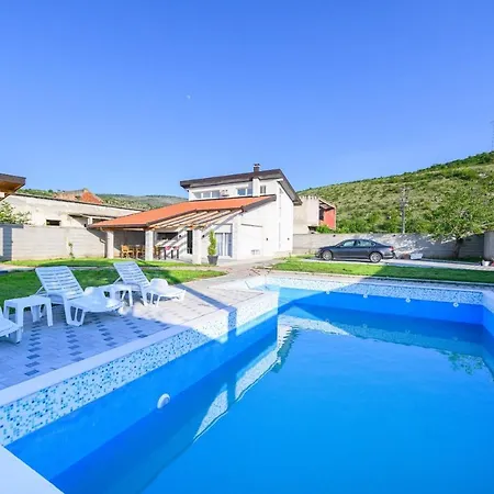 Villa Amal Villa